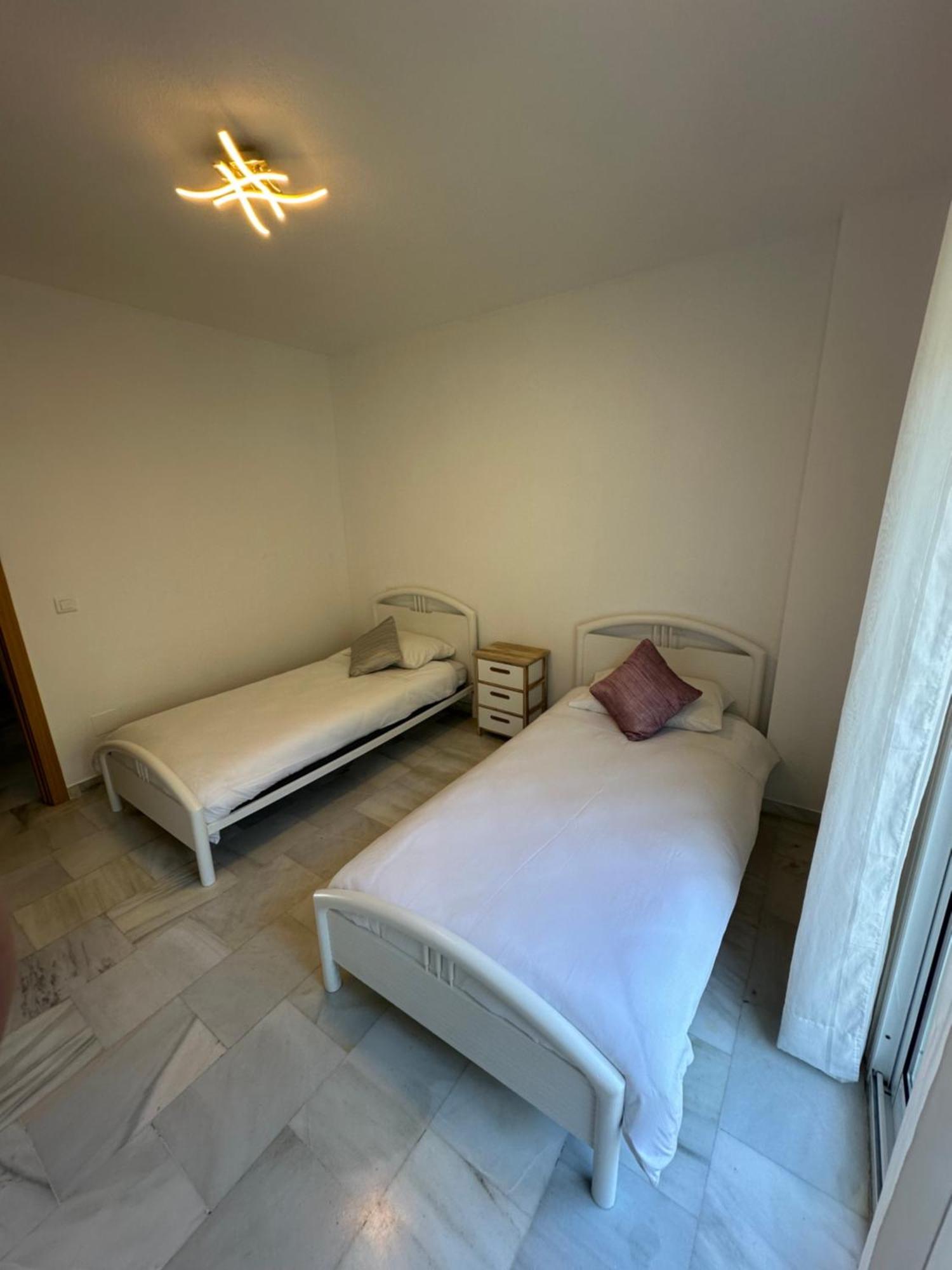 Apartamento Nuevo Fuengirola Esterno foto